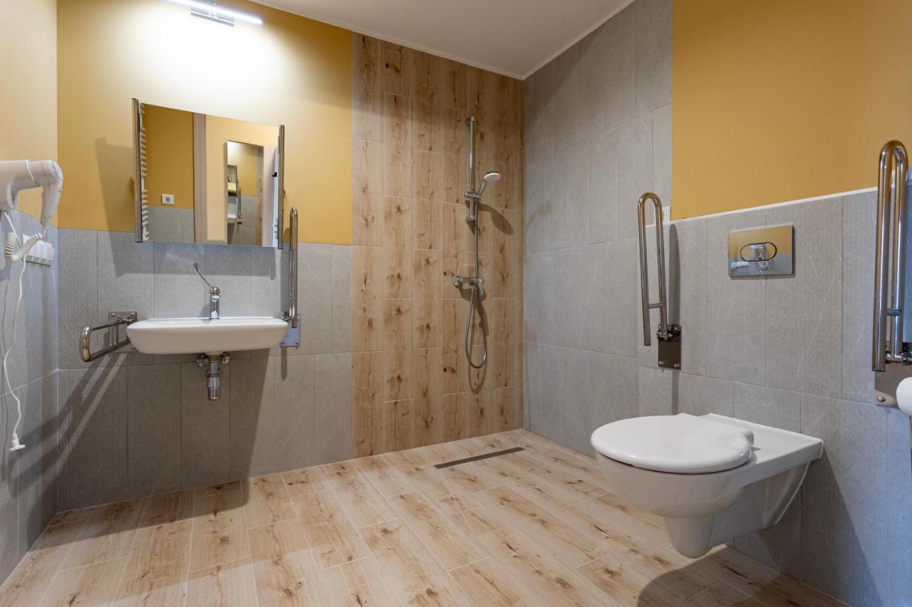 Apartamenty Albatros เอากุสตูฟ ภายนอก รูปภาพ